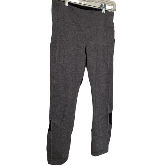 Lululemon Grey Pace Rival Crop Size 6 - Picture 6 of 9